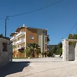 Alex House Aparthotel