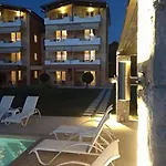 Alex House Aparthotel