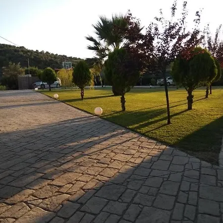 Alex House 3* Захаро