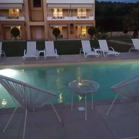 Alex House Ζαχάρω