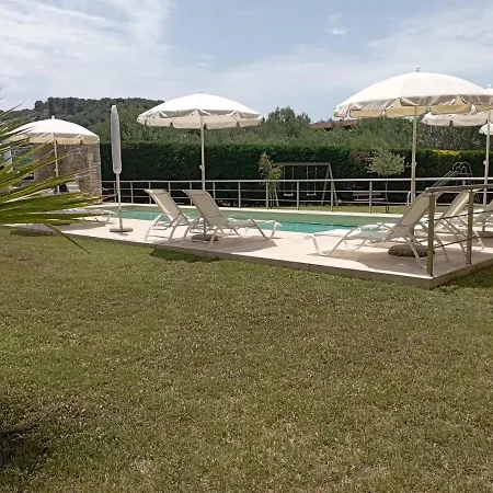 Alex House Aparthotel 3*