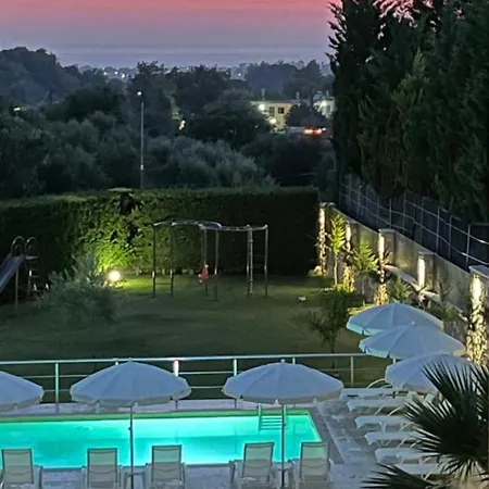 Alex House 3* Захаро