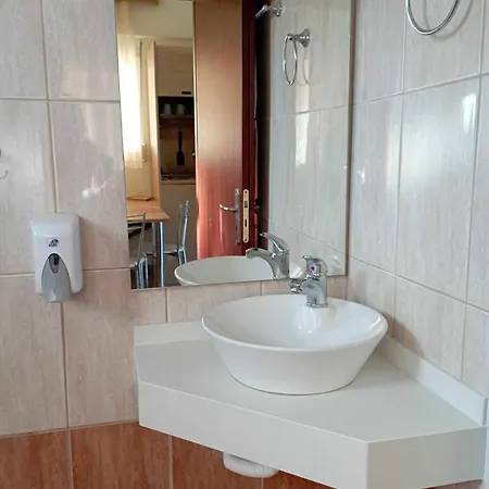 Alex House Aparthotel