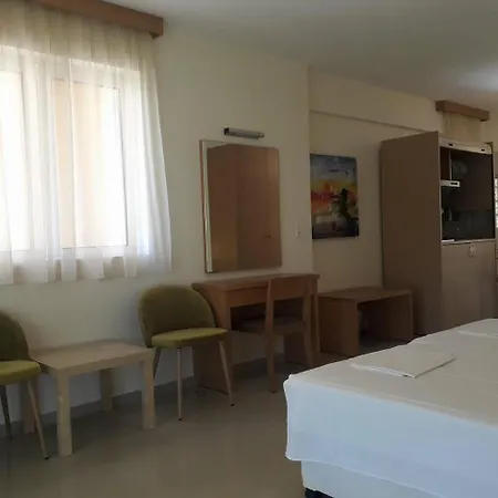 Alex House Aparthotel Zacharo