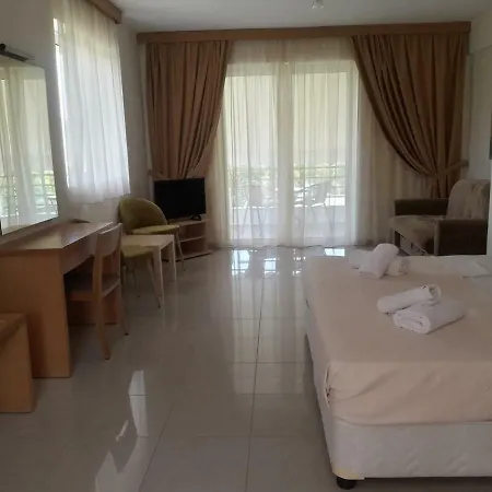 Alex House Zacharo