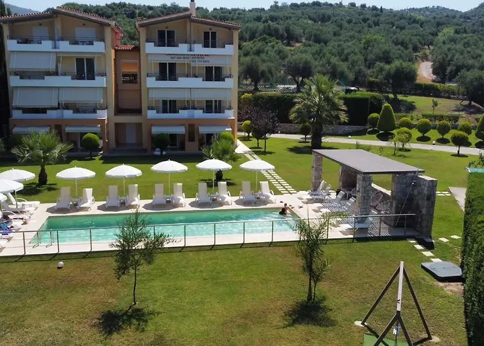 Alex House Aparthotel Zacharo